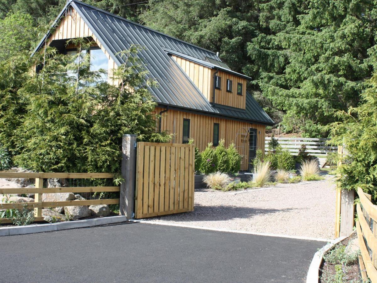 Larchwood Lodge Ellon ภายนอก รูปภาพ