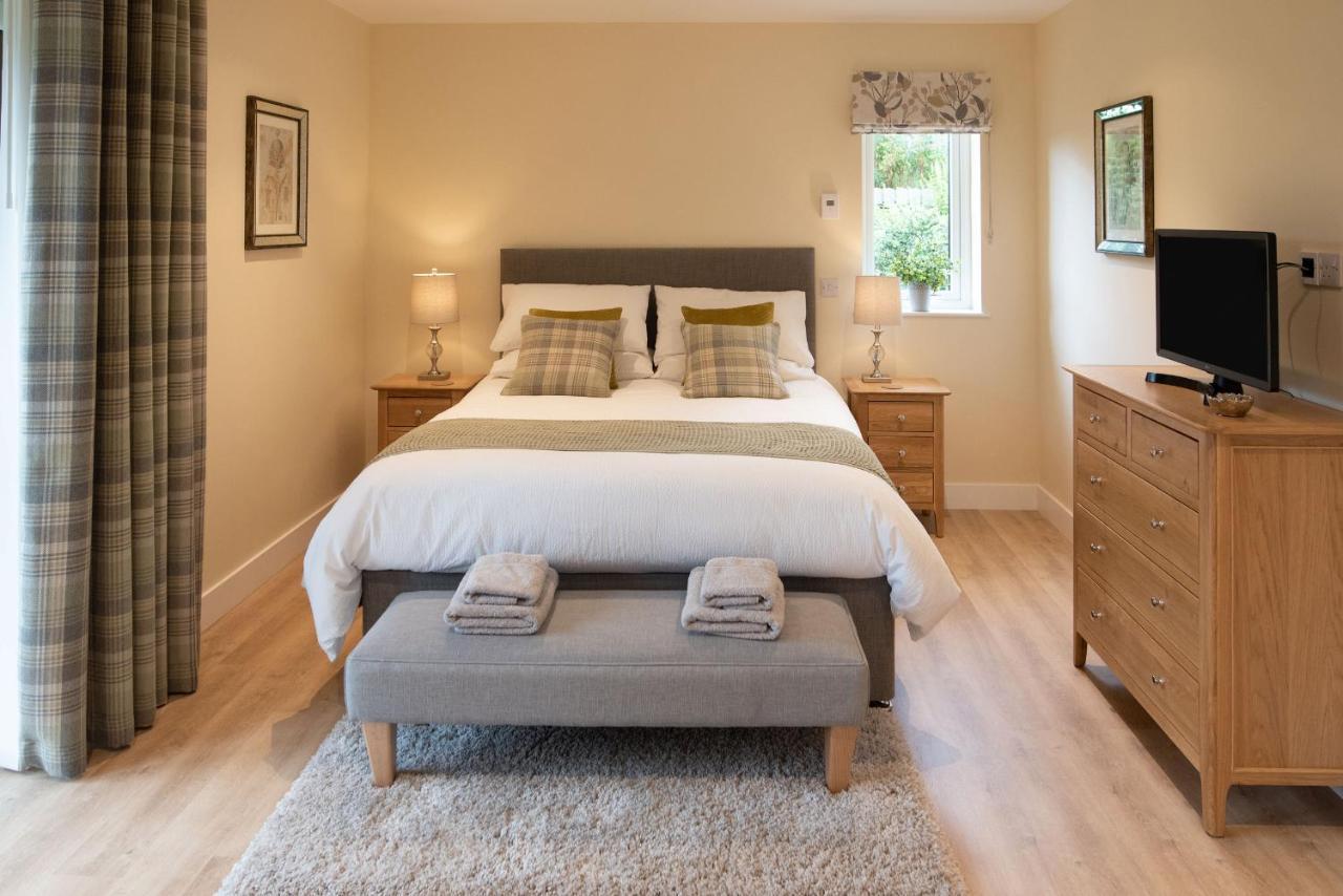Larchwood Lodge Ellon ภายนอก รูปภาพ