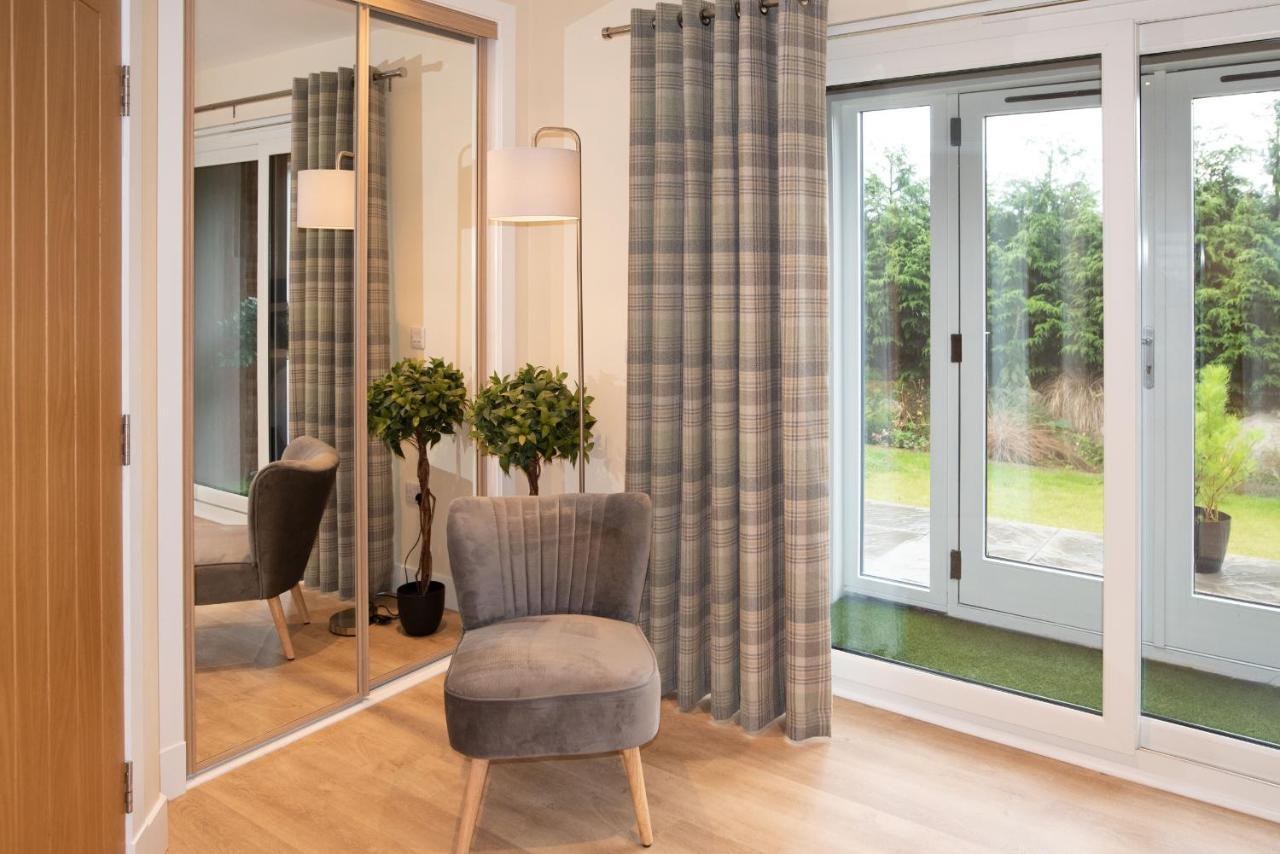 Larchwood Lodge Ellon ภายนอก รูปภาพ