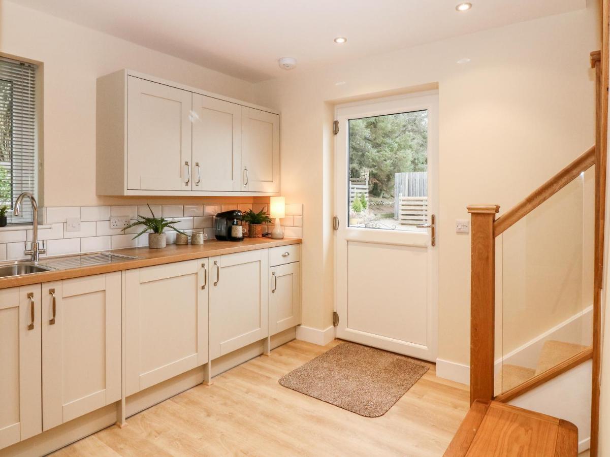 Larchwood Lodge Ellon ภายนอก รูปภาพ